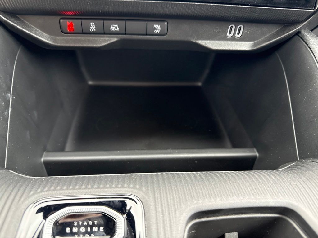 2026 Jeep Cherokee Laredo - Photo 26
