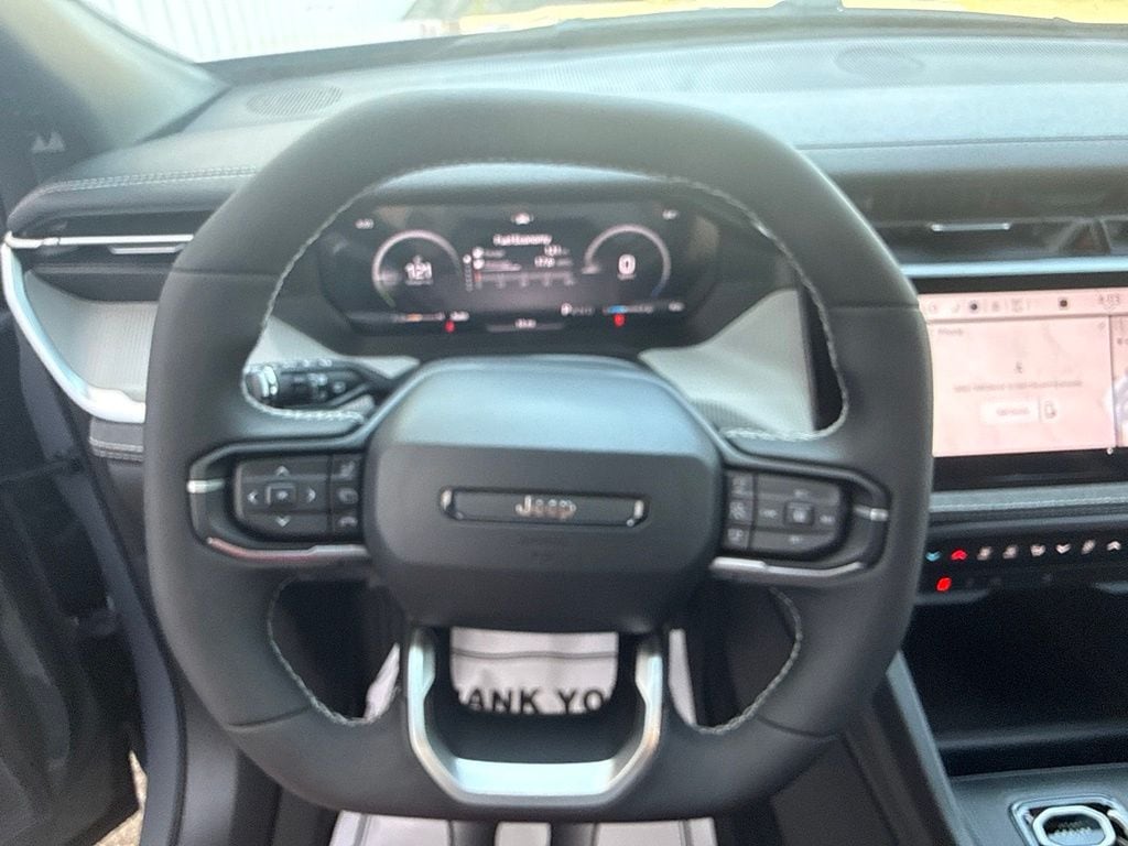 2026 Jeep Cherokee Laredo - Photo 15