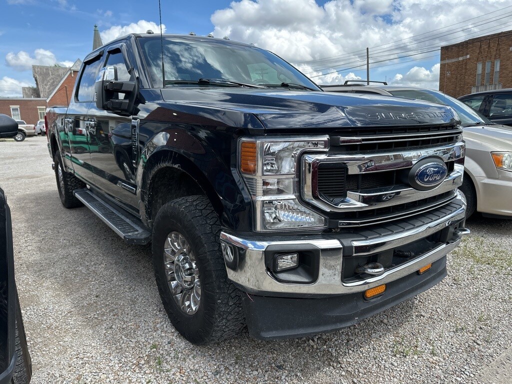 2021 Ford F-250 XLT photo 2