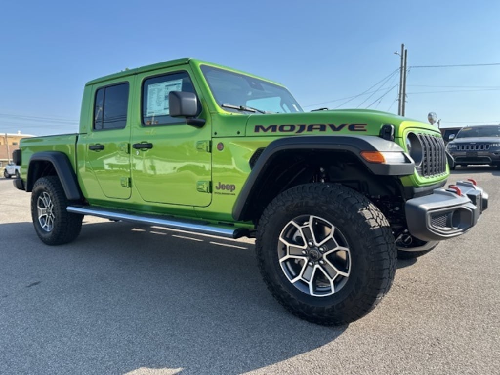 New 2025 Jeep Gladiator MOJAVE 4X4 Pickup