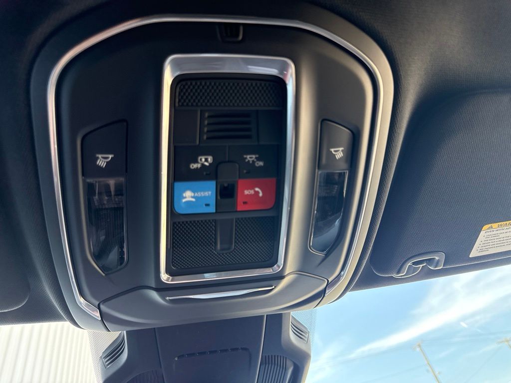 2026 Jeep Cherokee Laredo - Photo 27