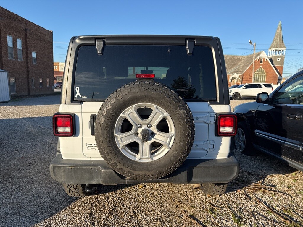 2021 Jeep Wrangler Sport S photo 4