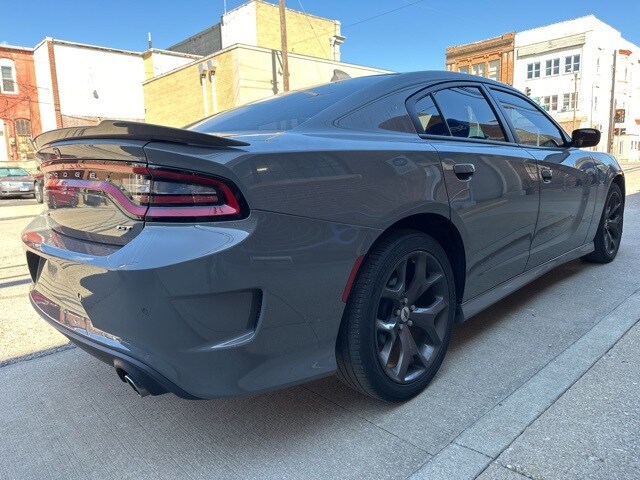 2019 Dodge Charger GT photo 3