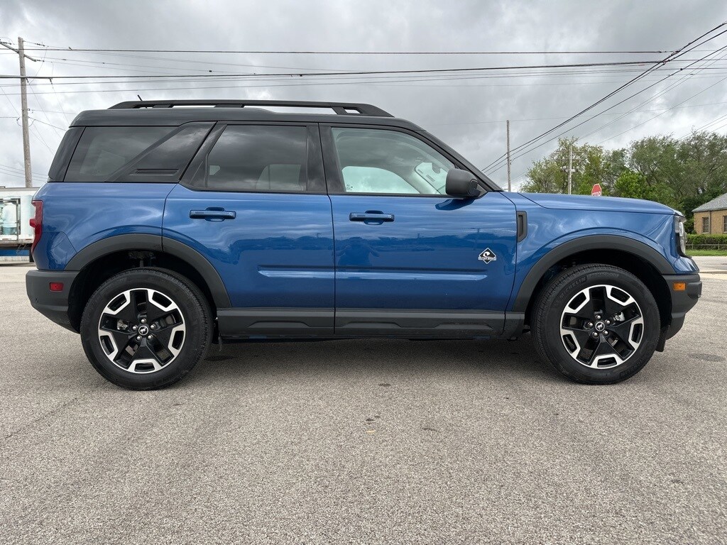 2023 Ford Bronco Sport Outer Banks photo 4