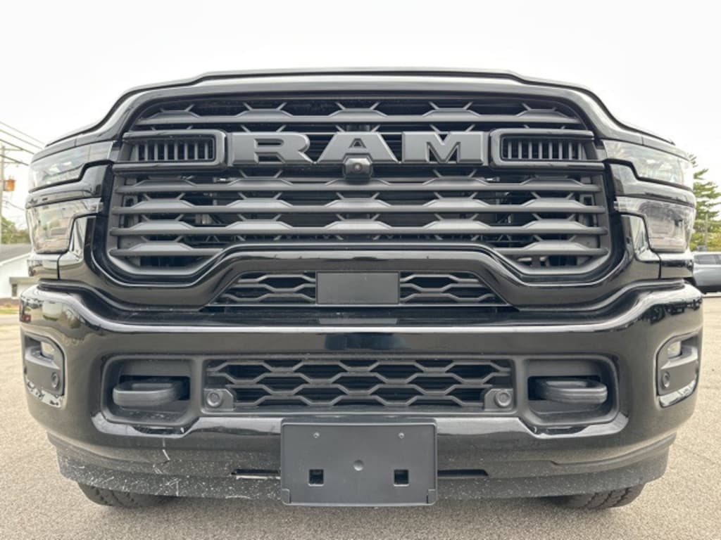 New 2026 Ram 2500 BIG HORN CREW CAB 4X4 6'4 BOX Pickup