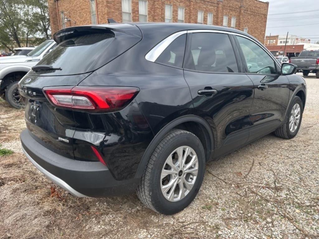 Used 2024 Ford Escape Active SUV