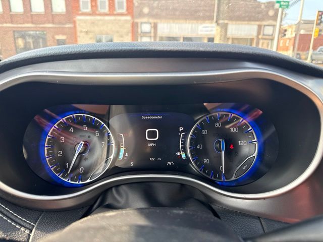 2026 Chrysler Pacifica Select - Photo 38