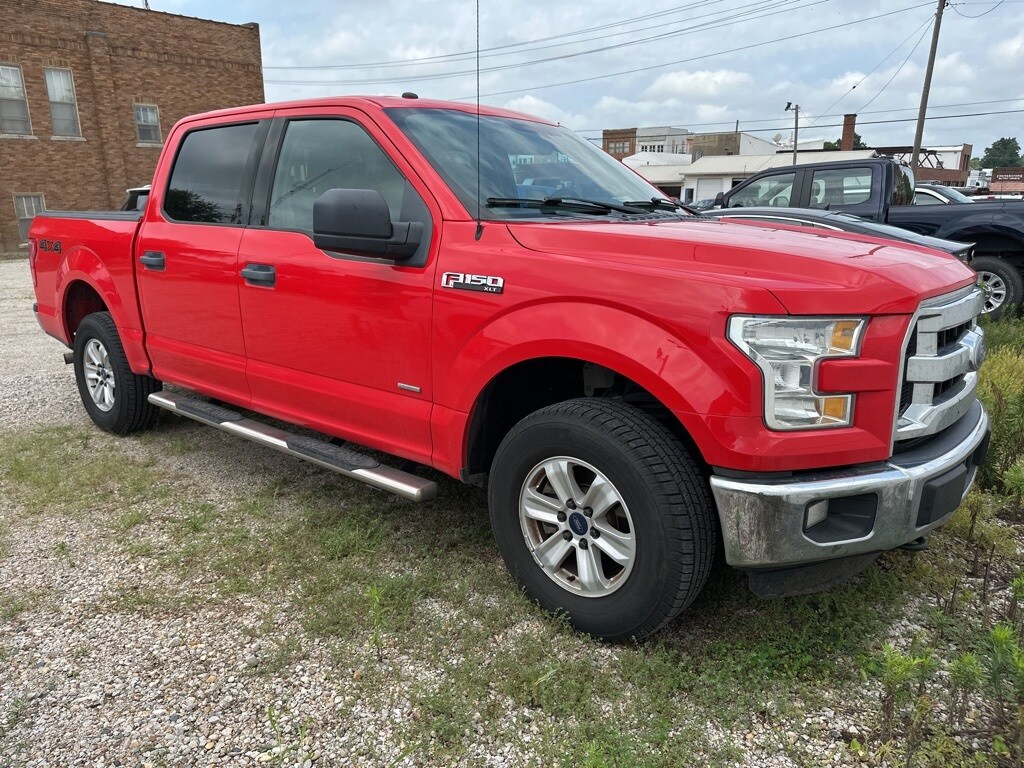 2016 Ford F-150 XLT photo 2
