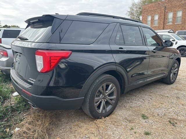 2021 Ford Explorer XLT photo 4