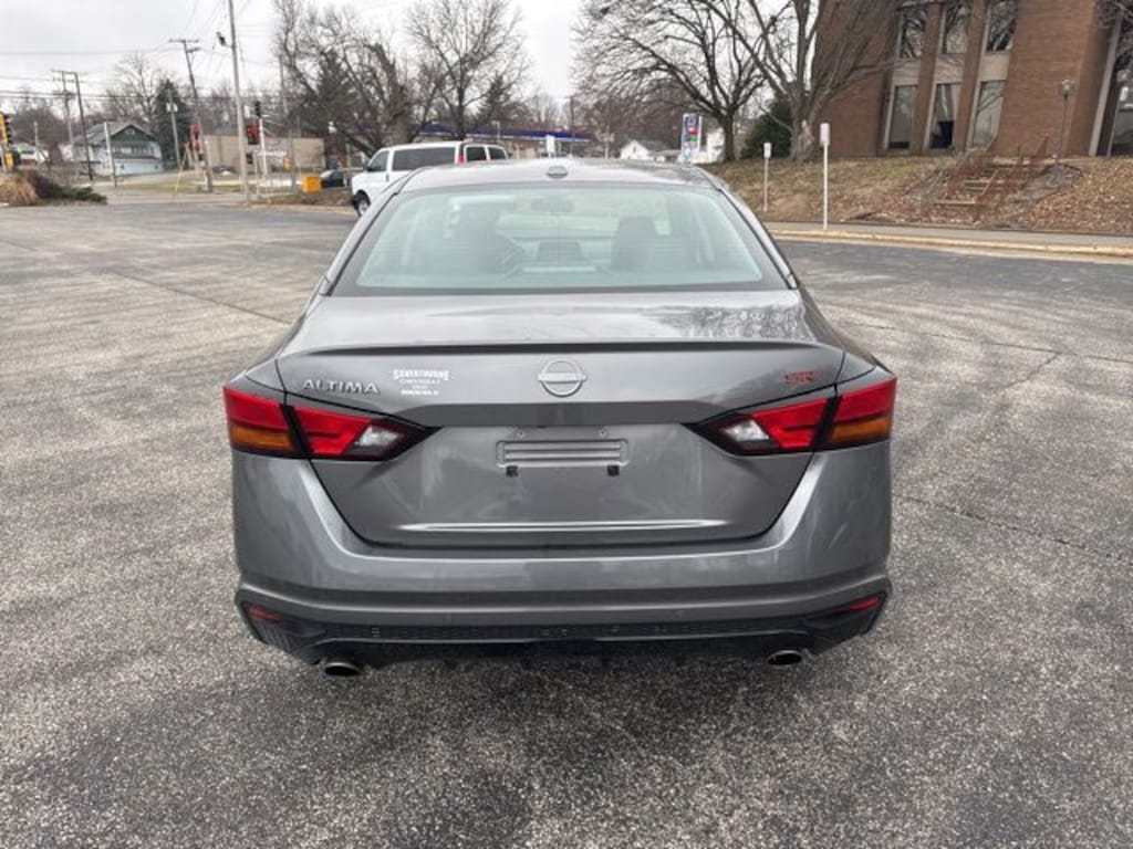 Used 2024 Nissan Altima 2.5 SR Sedan