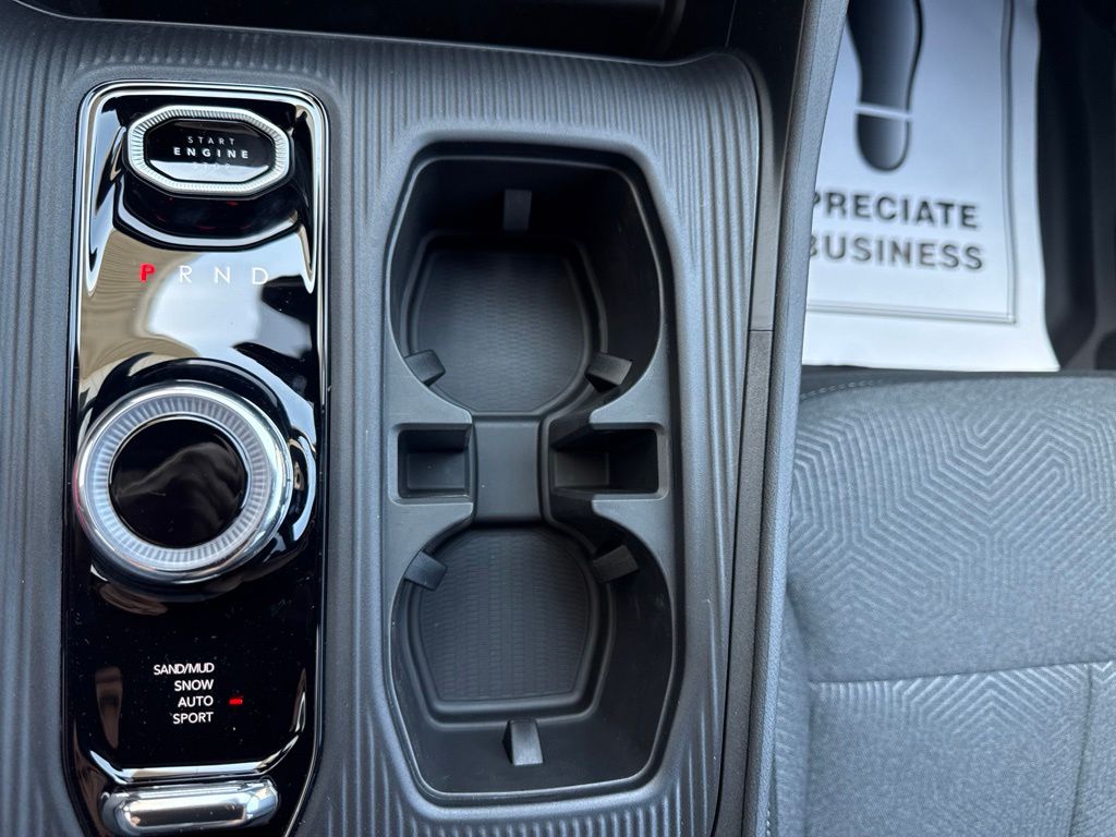 2026 Jeep Cherokee Laredo - Photo 25