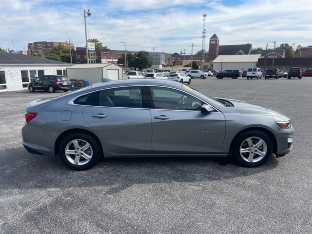 Used 2024 Chevrolet Malibu 1LT Sedan