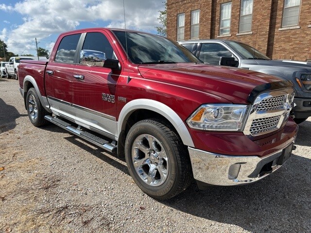 2014 Ram 1500 Laramie photo 3