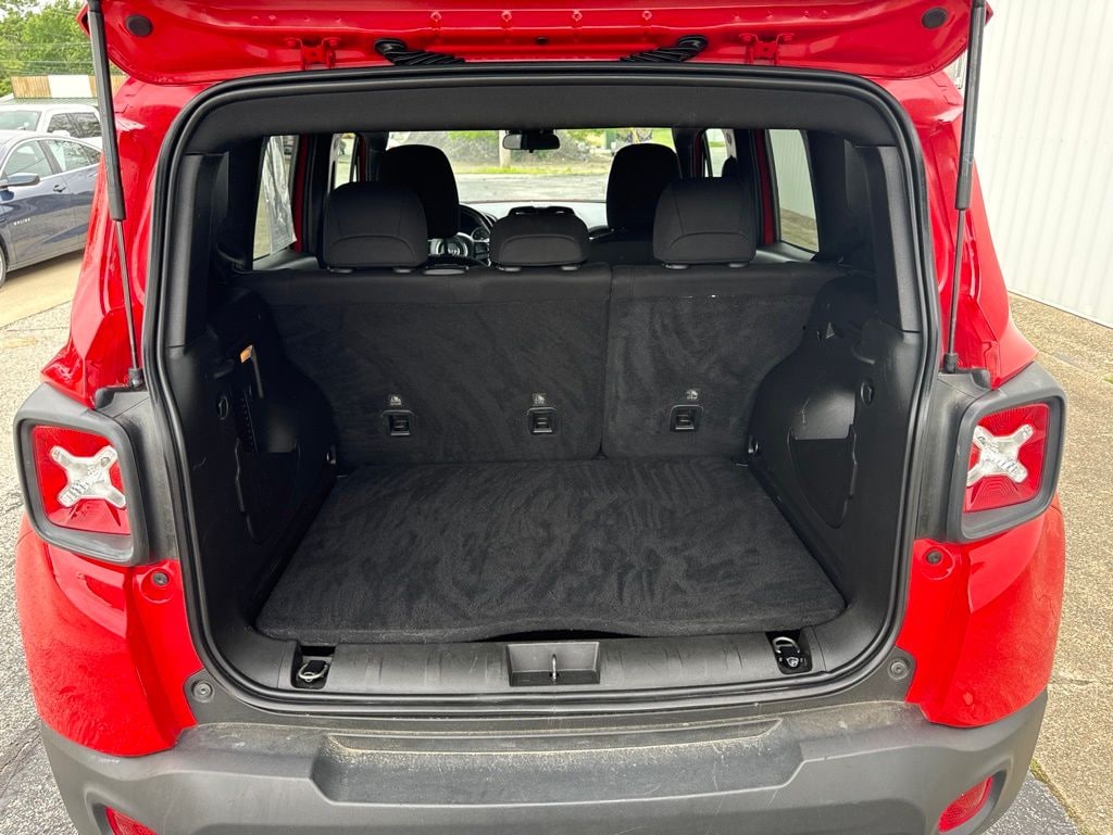 Used 2022 Jeep Renegade Altitude SUV