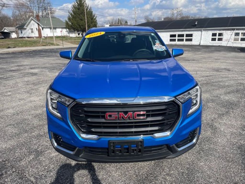 Used 2024 GMC Terrain SLE SUV
