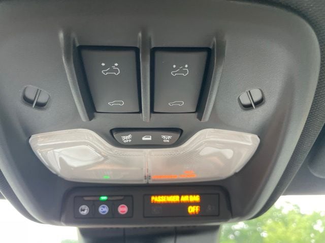 2025 GMC Canyon AT4 - Photo 28