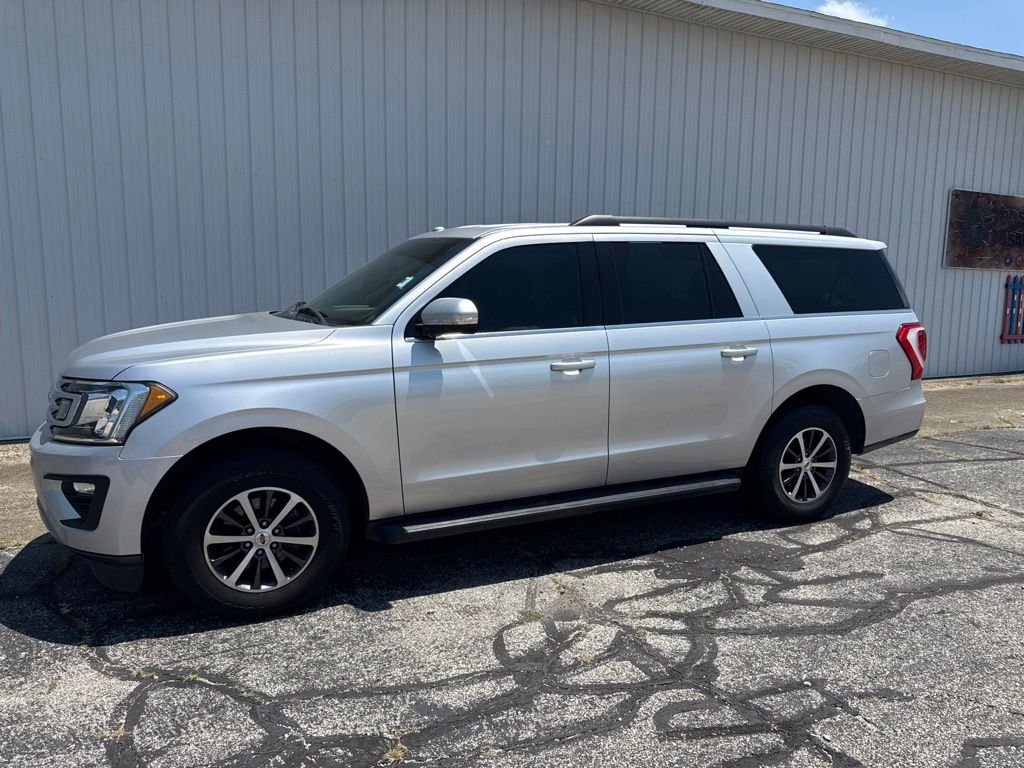 Used 2019 Ford Expedition XLT with VIN 1FMJK1JT6KEA14273 for sale in Robinson, IL