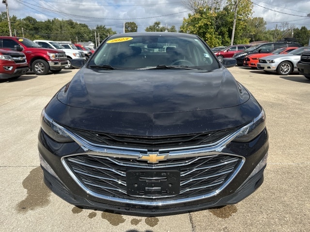 Used 2023 Chevrolet Malibu 1LT with VIN 1G1ZD5ST5PF183704 for sale in Robinson, IL