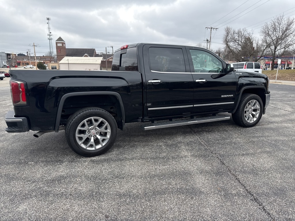 Used 2018 GMC Sierra 1500 SLT Crew Cab Short Bed Truck