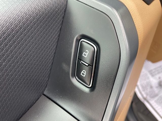 2023 Ford F-150 XLT - Photo 11