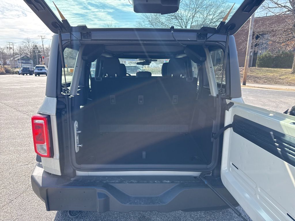 2025 Ford Bronco 4-Door Base - Photo 41