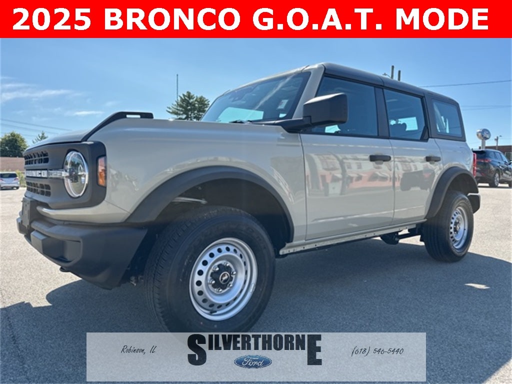 2025 Ford Bronco 4-Door Base's photo