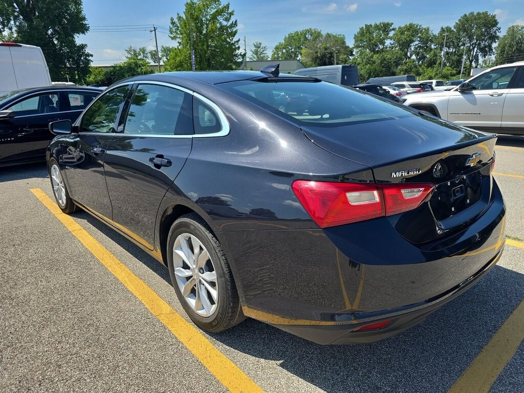 2023 Chevrolet Malibu 1LT photo 4