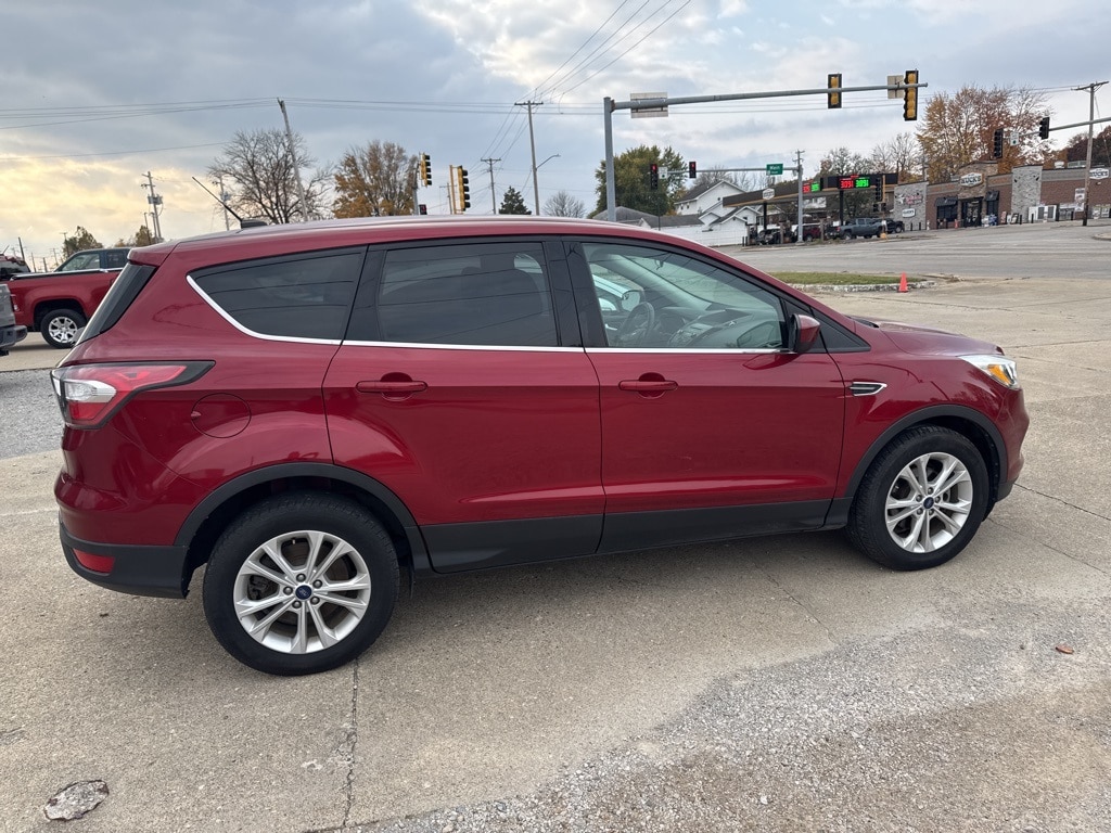 Used 2017 Ford Escape SE SUV