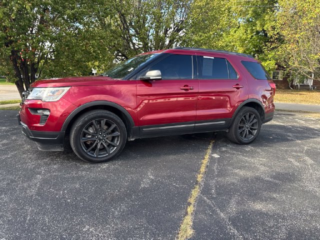 Used 2018 Ford Explorer XLT with VIN 1FM5K8D83JGA02974 for sale in Robinson, IL