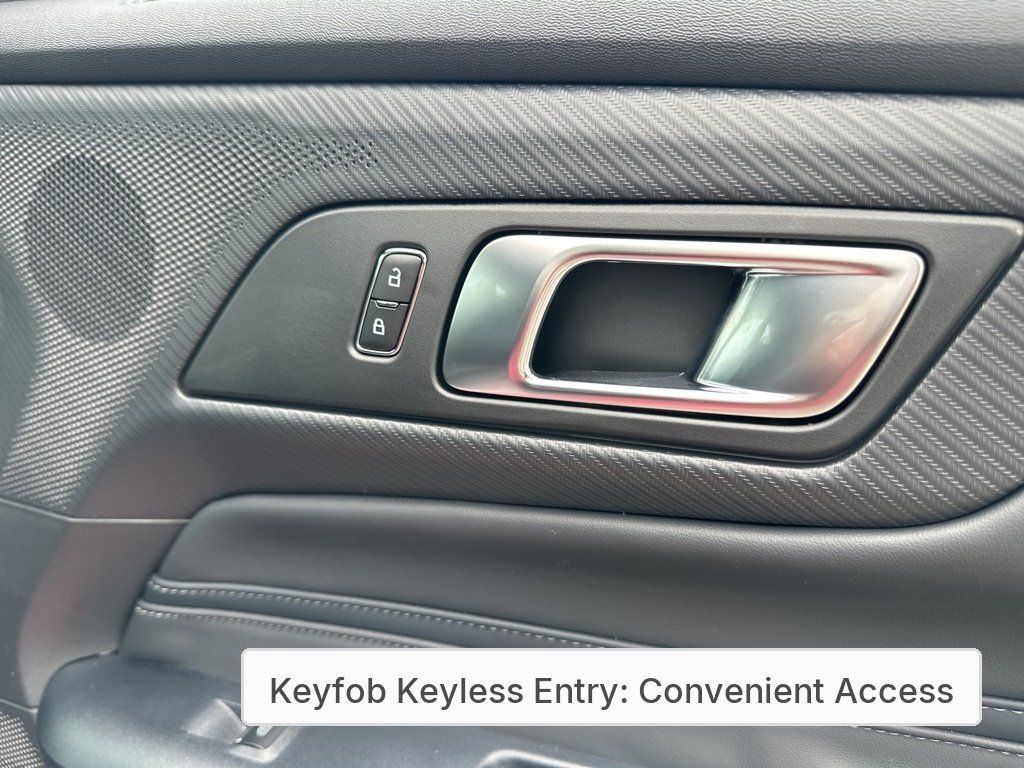 2025 Ford Mustang GT Premium Convertible - Photo 18