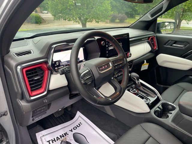 2025 GMC Canyon AT4 - Photo 12