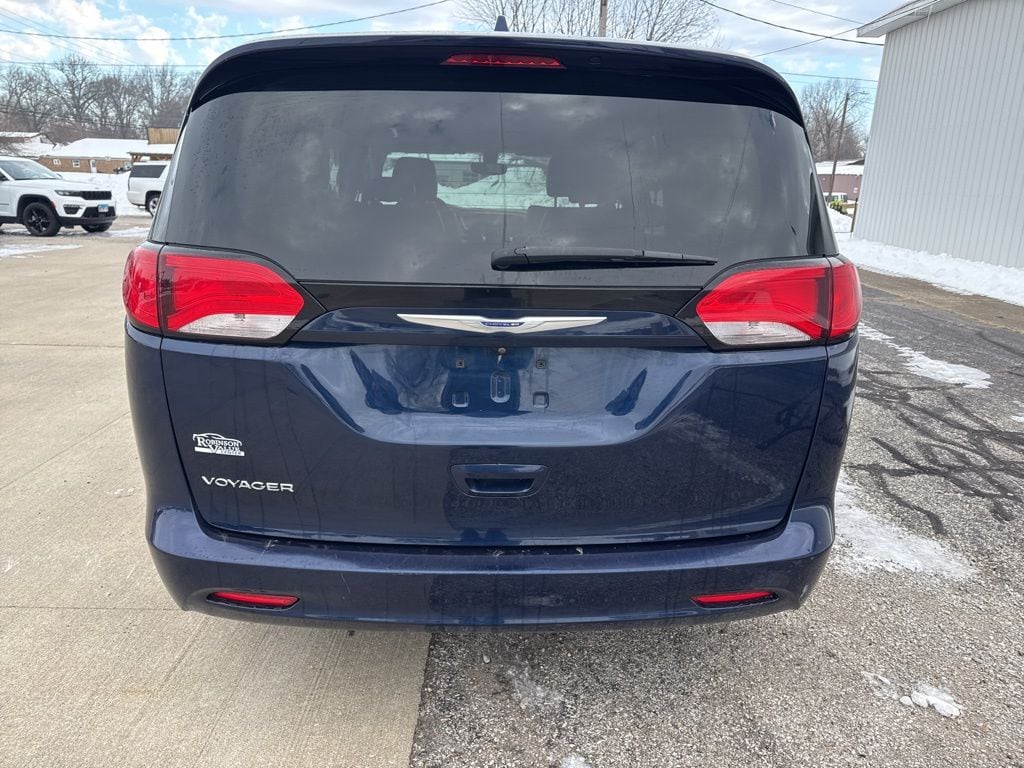 Used 2020 Chrysler Voyager LXI Passenger Van