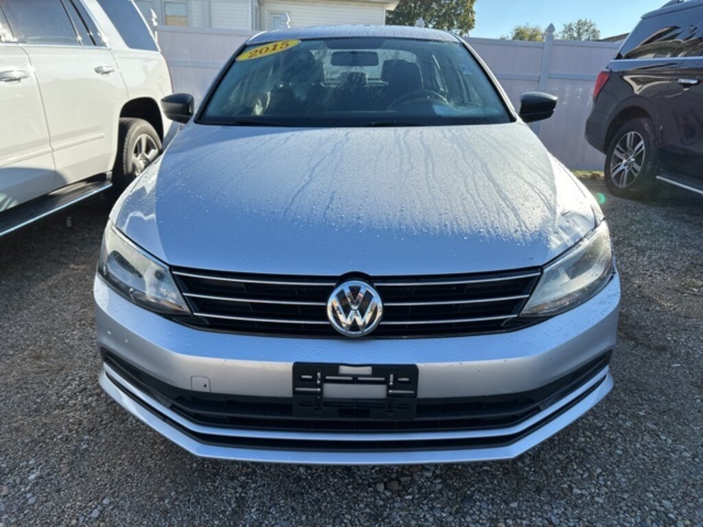 Used 2015 Volkswagen Jetta 1.8T SE w/ Connectivity/Navigation Sedan