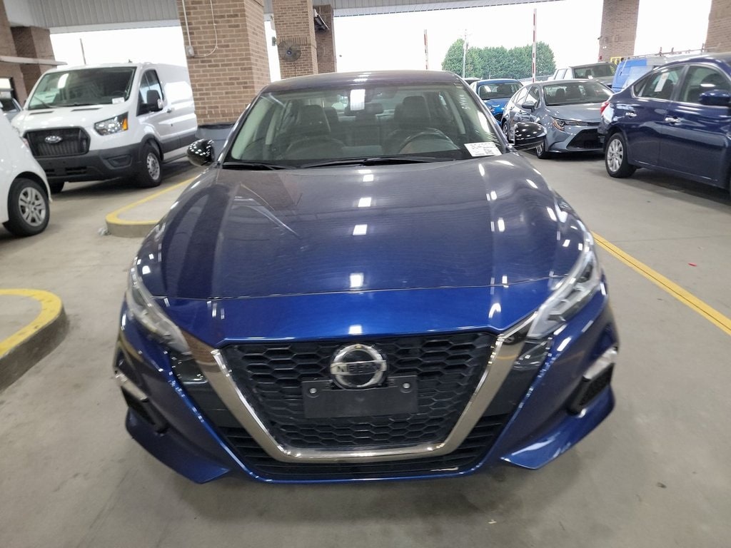 Used 2022 Nissan Altima SR with VIN 1N4BL4CV9NN351360 for sale in Robinson, IL