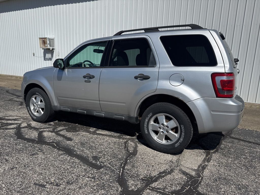 Used 2012 Ford Escape XLT with VIN 1FMCU9DG7CKB32867 for sale in Robinson, IL