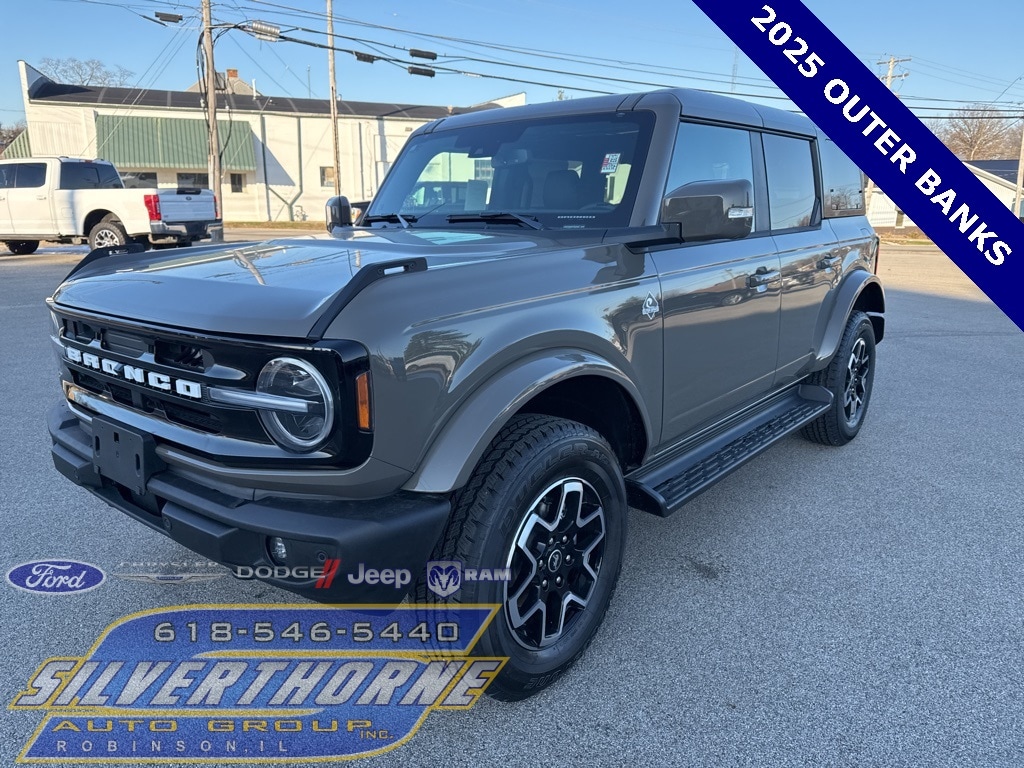2025 Ford Bronco 4-Door Outer Banks's photo