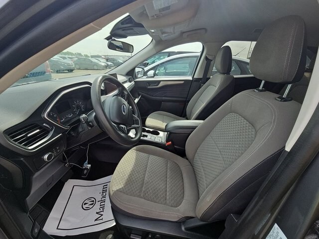 2022 Ford Escape SE photo 4