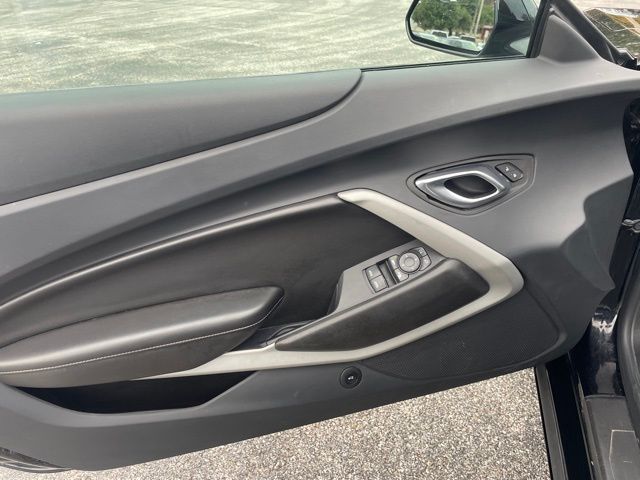 2023 Chevrolet Camaro 1LT - Photo 9