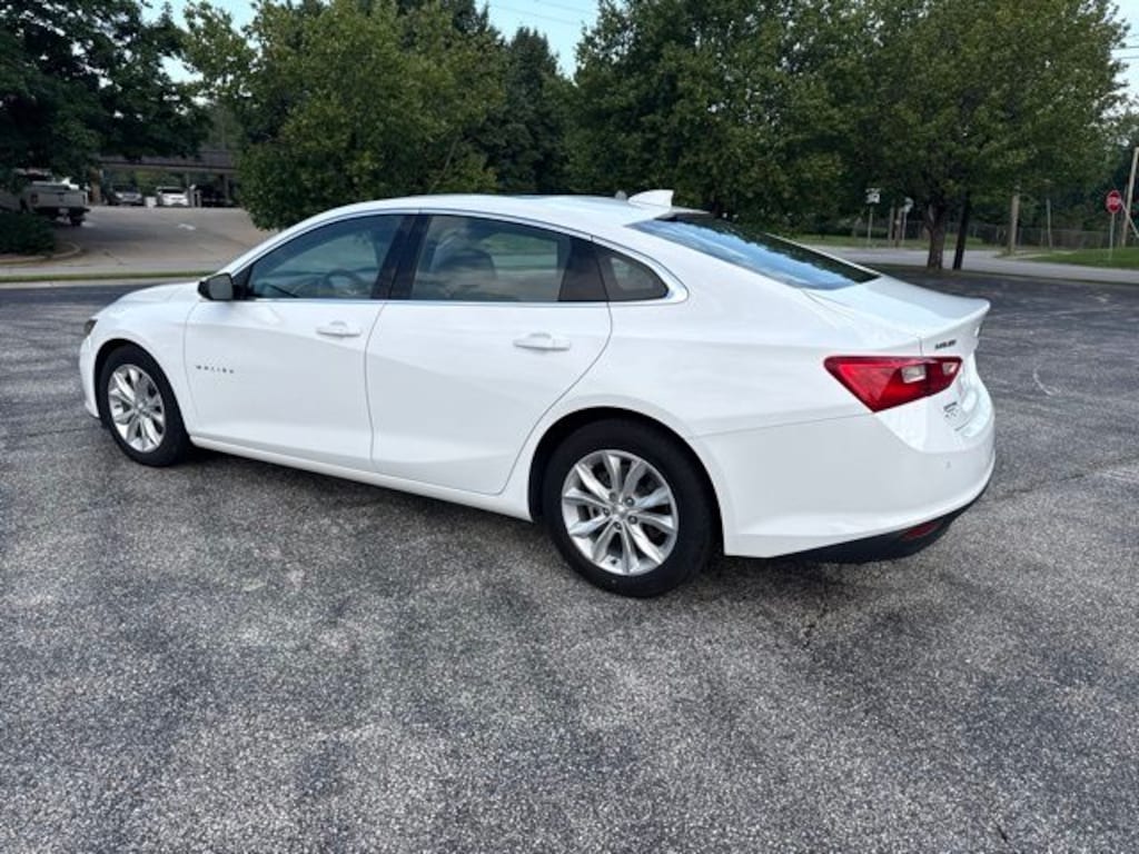 Used 2024 Chevrolet Malibu LT w/1LT Sedan