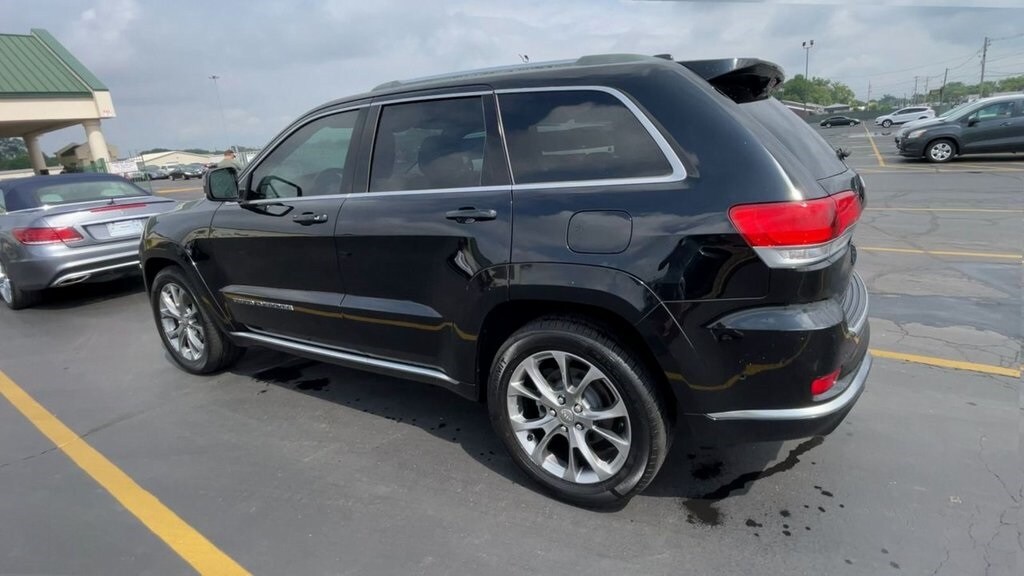 2019 Jeep Grand Cherokee Summit photo 4