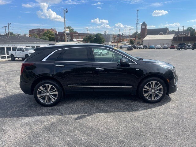 2025 Cadillac XT5 Premium Luxury photo 4