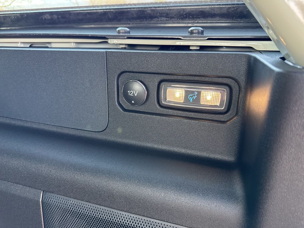 2025 Ford Bronco 4-Door Base - Photo 38