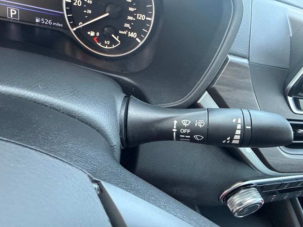 2025 Nissan Altima SV - Photo 18