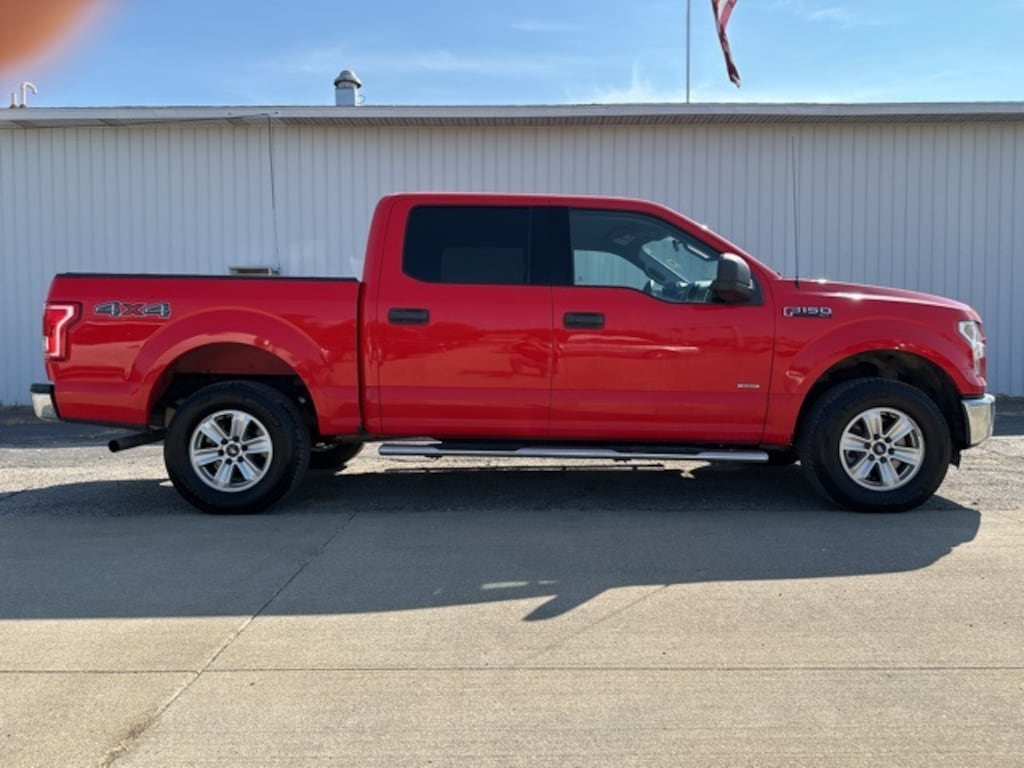 Used 2016 Ford F-150 XLT Crew Cab Pickup