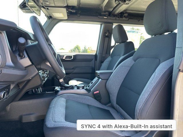 2025 Ford Bronco 4-Door Base - Photo 11