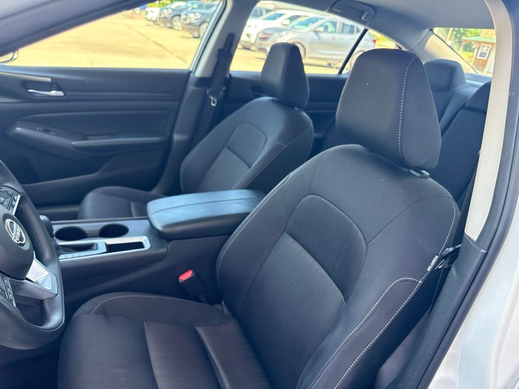 2025 Nissan Altima SV - Photo 26
