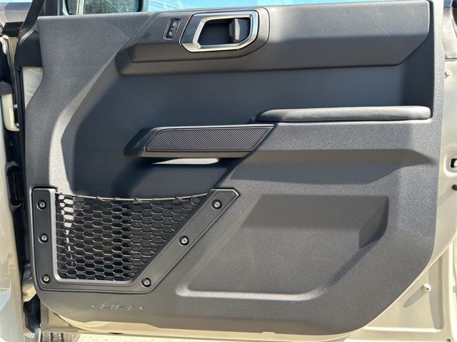 2025 Ford Bronco 4-Door Base - Photo 20