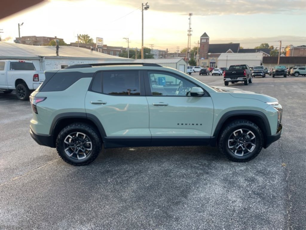 Used 2025 Chevrolet Equinox Activ SUV