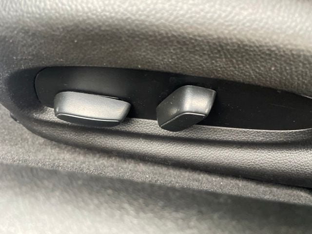 2023 Chevrolet Camaro 1LT - Photo 15