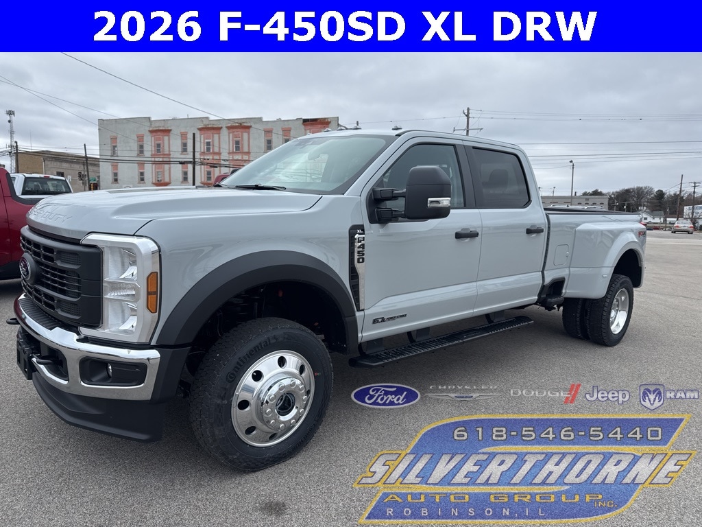 2026 Ford F-450 Super Duty XL's photo